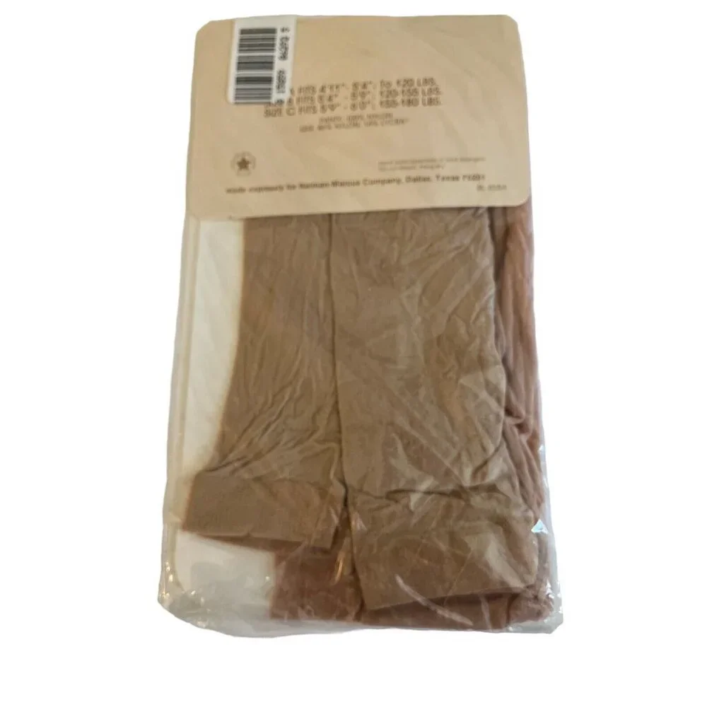 Vtg Neiman Marcus Dream Sheer Sandalfoot BEIGE HAZE Size B Pantyhose NOS